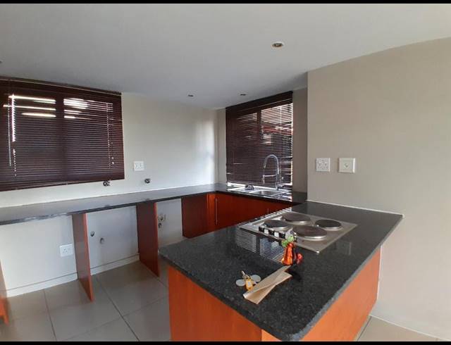 1 BEDROOM PROPERTY TO RENT IN ROOIHUISKRAAL NORTH